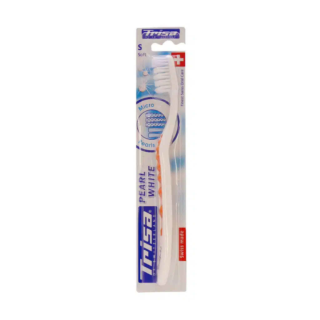 Trisa-Pearl-White-Soft-Toothbrush-narengi.jpg مسواک پرل وایت با برس نرم تریزا - Image 1