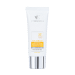 کرم ضد آفتاب پوست های دارای لک SPF50 رنگ بژ روشن اترنوسل 40 میل